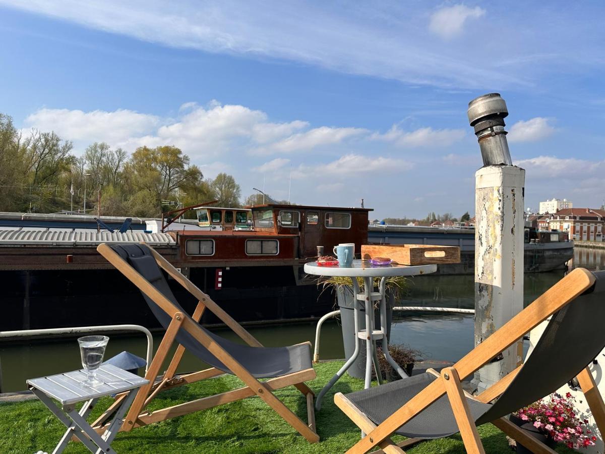 Peniche "Louise Michel" Sejournez Dans L'Appartement Du Capitaine, Offrez Vous Une Experience Inoubliable Au Fil De L'Eau Douai Exterior photo
